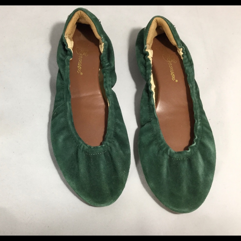 Matt Bernson Dark Green SuedeTravel Flats, Size 6